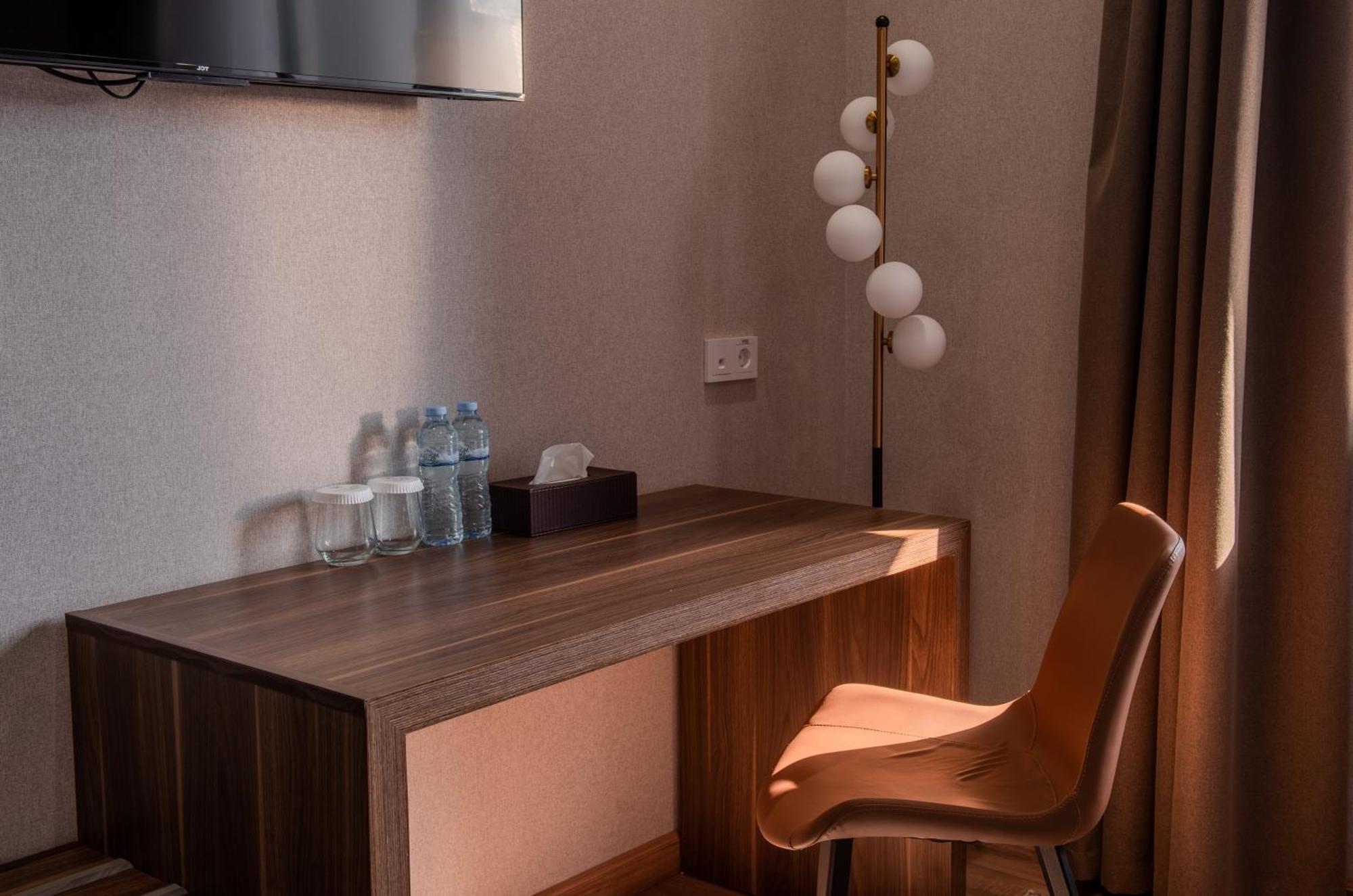 Silk Road Premium Hotel Tasjkent Eksteriør bilde